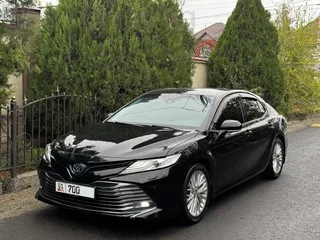 Toyota Camry VIII (XV70) 2.5hyb CVT 2019 — 1 928 727 ₽ — Бишкек, Кыргызстан