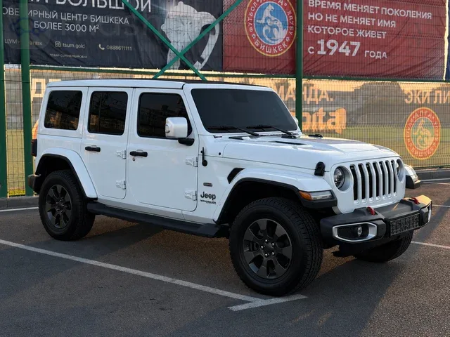Jeep Wrangler IV (JL) 2.0 AT 4WD 2021 — 3 247 464 ₽ — Бишкек, Кыргызстан