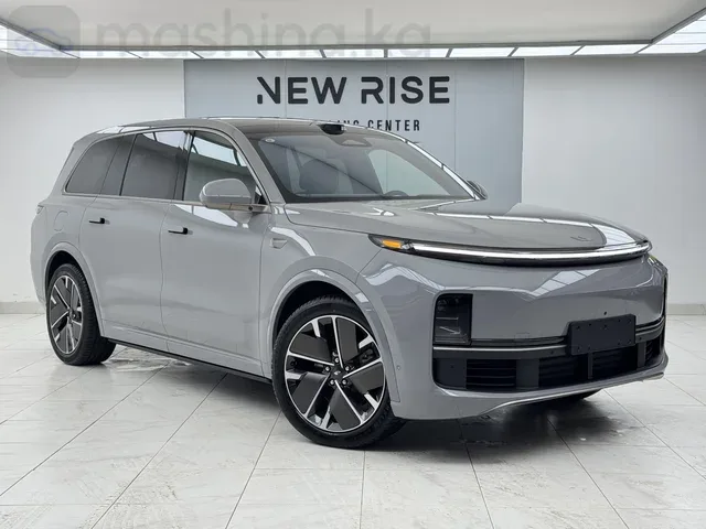 LiXiang L9 Рестайлинг 1.5hyb AT 4WD 2025 — 4 952 362 ₽ — Бишкек, Кыргызстан