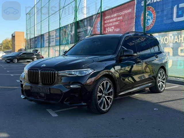 BMW X7 I (G07) M50i 4.4 AT 4WD 2021 — 3 952 642 ₽ — Бишкек, Кыргызстан