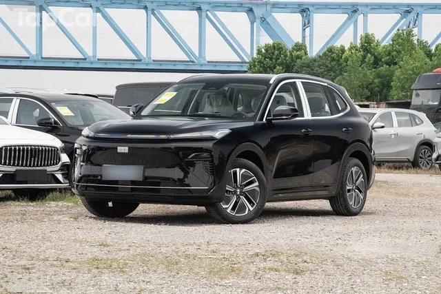 Geely Galaxy Starship 7 2024 — 1 973 760 ₽ — Бишкек, Кыргызстан